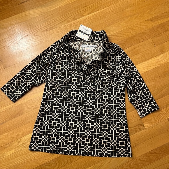 Gretchen Scott top size L, new with tags, black and tan, classic ruffle neck - Picture 1 of 3